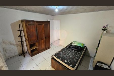 Casa à venda com 3 quartos, 200m² em Jardim Cordeiro, São Paulo