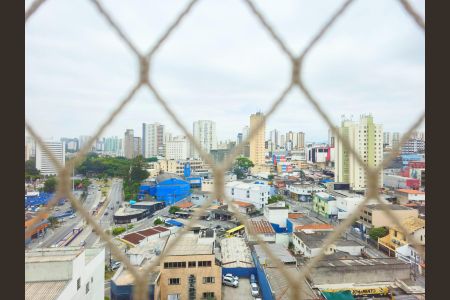 Vista  de apartamento para alugar com 2 quartos, 47m² em Vila das Palmeiras, Guarulhos