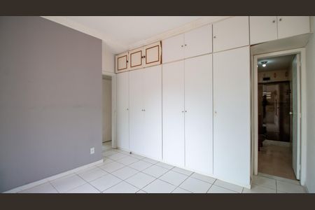 Apartamento à venda com 82m², 2 quartos e 1 vaga Apartamento à venda com 82m², 2 quartos e 1 vagaQuarto Suite