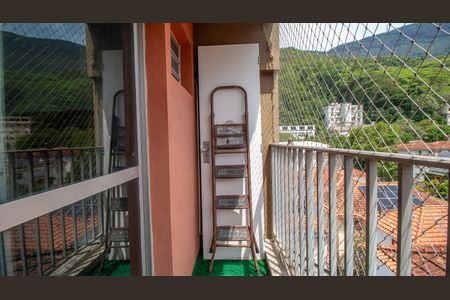 Apartamento à venda com 82m², 2 quartos e 1 vaga Apartamento à venda com 82m², 2 quartos e 1 vagaQuarto Suite Varanda