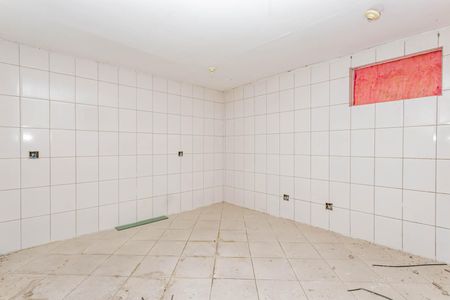 Casa à venda com 280m², 2 quartos e 2 vagasCozinha