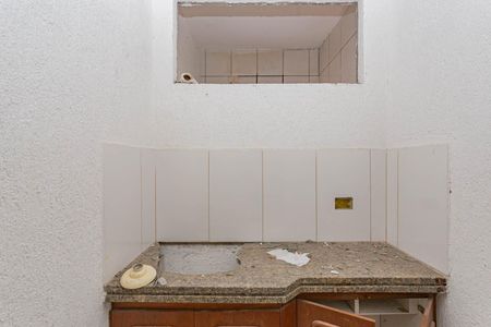 Casa à venda com 280m², 2 quartos e 2 vagasBanheiro 2