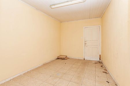 Casa à venda com 280m², 2 quartos e 2 vagasEdicula