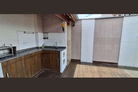 Casa à venda com 147m², 3 quartos e 3 vagasCobertura 