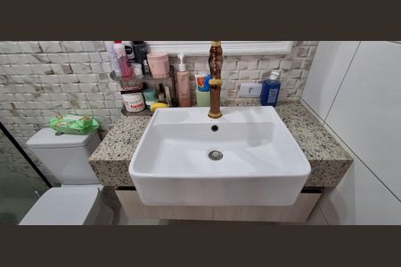 Casa à venda com 147m², 3 quartos e 3 vagasBanheiro Suíte 1