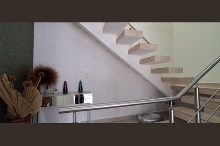 Casa à venda com 147m², 3 quartos e 3 vagasEntrada