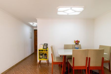 Sala de apartamento à venda com 3 quartos, 72m² em Vila Bancaria, São Paulo