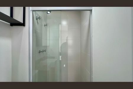 Studio para alugar com 25m², 1 quarto e sem vaga Studio para alugar com 25m², 1 quarto e sem vagaBanheiro