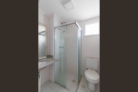 Apartamento à venda com 86m², 2 quartos e 1 vaga Apartamento à venda com 86m², 2 quartos e 1 vagaBanheiro da Suíte 2