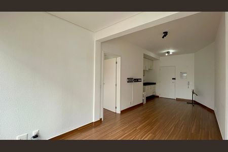 Apartamento para alugar com 45m², 1 quarto e 1 vaga Apartamento para alugar com 45m², 1 quarto e 1 vagaVaranda