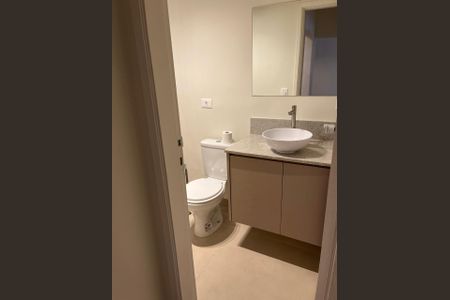 Banheiro de apartamento à venda com 1 quarto, 43m² em Jardins, São Paulo