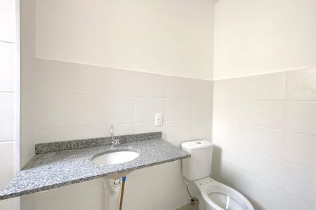Apartamento para alugar com 48m², 2 quartos e 1 vaga Apartamento para alugar com 48m², 2 quartos e 1 vagaBanheiro da Suíte