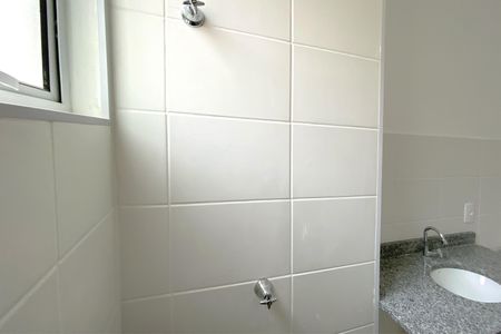 Apartamento para alugar com 48m², 2 quartos e 1 vaga Apartamento para alugar com 48m², 2 quartos e 1 vagaBanheiro da Suíte