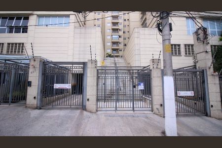 Apartamento para alugar com 35m², 1 quarto e 1 vaga Apartamento para alugar com 35m², 1 quarto e 1 vagaFachada