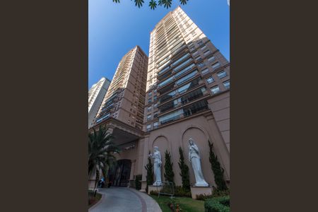 Apartamento à venda com 110m², 3 quartos e 2 vagasVista da Rua