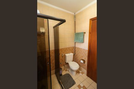 Casa à venda com 268m², 5 quartos e 4 vagas Casa à venda com 268m², 5 quartos e 4 vagasBanheiro 1