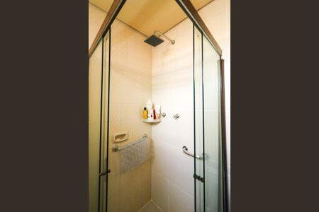 Casa à venda com 268m², 5 quartos e 4 vagas Casa à venda com 268m², 5 quartos e 4 vagasBanheiro da Suíte 1