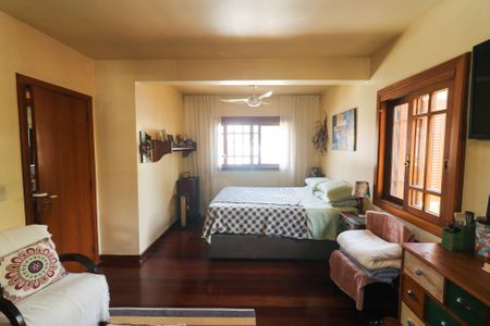 Casa à venda com 268m², 5 quartos e 4 vagas Casa à venda com 268m², 5 quartos e 4 vagasSuíte 2