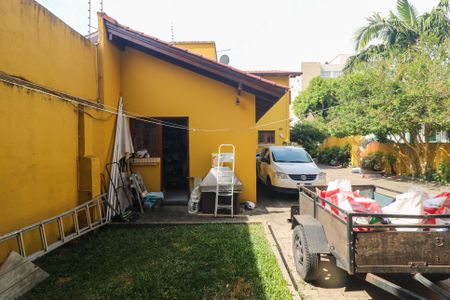 Casa à venda com 268m², 5 quartos e 4 vagas Casa à venda com 268m², 5 quartos e 4 vagasVista da Varanda gourmet