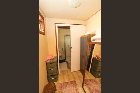 Casa à venda com 268m², 5 quartos e 4 vagas Casa à venda com 268m², 5 quartos e 4 vagasCloset da suíte 1