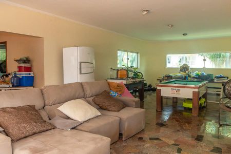 Casa para alugar com 700m², 5 quartos e 6 vagasÁrea comum