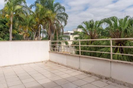 Casa para alugar com 700m², 5 quartos e 6 vagasPiso Superior-Varanda 1