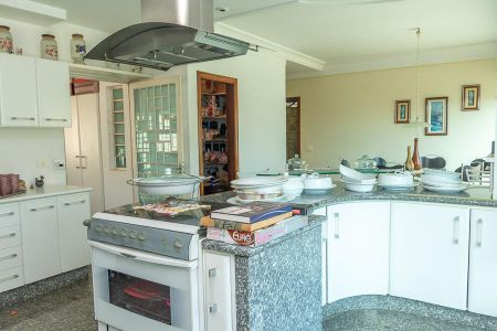 Casa para alugar com 700m², 5 quartos e 6 vagasCozinha