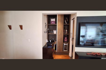 Apartamento à venda com 123m², 2 quartos e 2 vagasSala