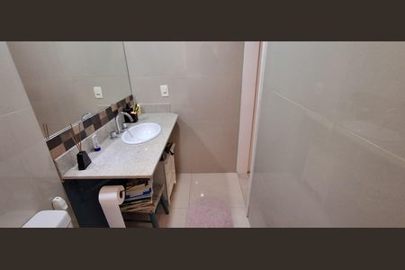 Apartamento à venda com 123m², 2 quartos e 2 vagasBanheiro Suíte 1