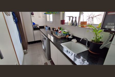 Apartamento à venda com 123m², 2 quartos e 2 vagasÁrea de Serviço 