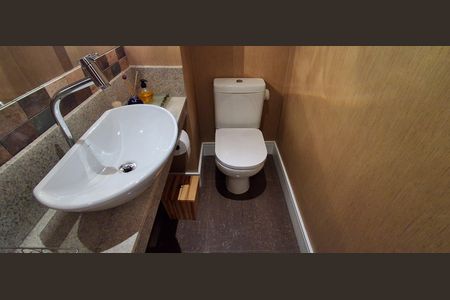 Apartamento à venda com 123m², 2 quartos e 2 vagasLavabo 