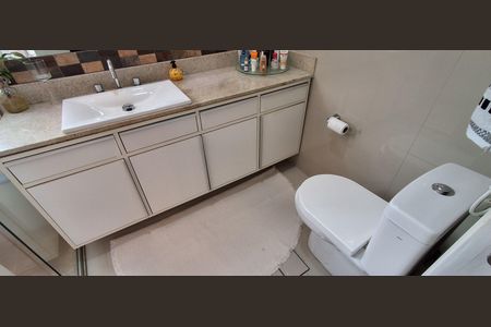 Apartamento à venda com 123m², 2 quartos e 2 vagasBanheiro Suíte 2
