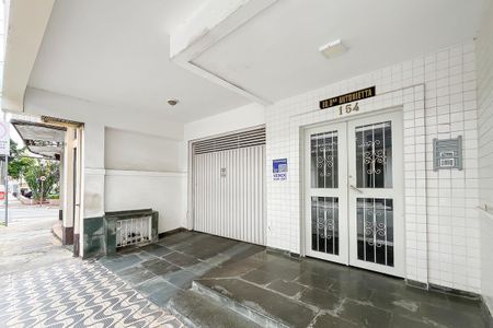 Apartamento à venda com 38m², 1 quarto e 1 vagaFachada + plaquinha