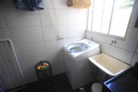 Apartamento à venda com 46m², 2 quartos e 1 vagaArea de serviço