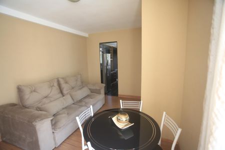 Sala de apartamento à venda com 2 quartos, 46m² em Camargos, Belo Horizonte