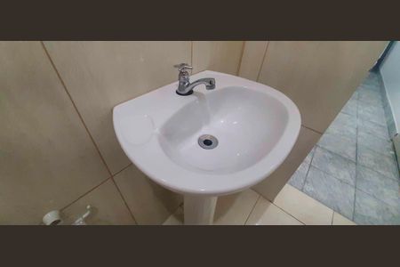 Casa para alugar com 69m², 1 quarto e sem vaga Casa para alugar com 69m², 1 quarto e sem vagaBanheiro