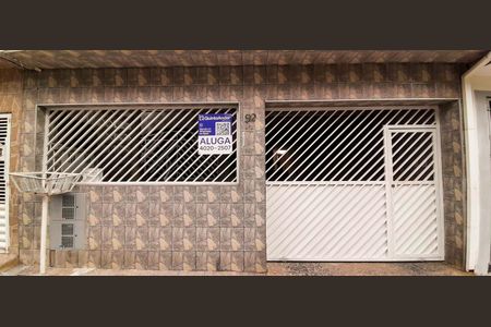 Casa para alugar com 69m², 1 quarto e sem vaga Casa para alugar com 69m², 1 quarto e sem vagaFachada