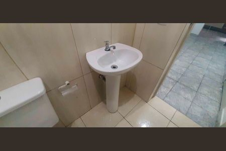 Casa para alugar com 69m², 1 quarto e sem vaga Casa para alugar com 69m², 1 quarto e sem vagaBanheiro