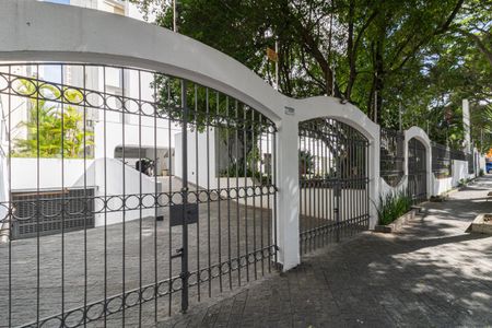 Apartamento à venda com 40m², 1 quarto e 1 vagaFachada