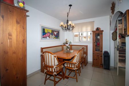 Casa de condomínio à venda com 180m², 3 quartos e 2 vagassala 2