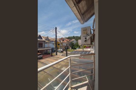 Casa de condomínio à venda com 180m², 3 quartos e 2 vagasvaranda