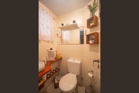 Casa de condomínio à venda com 180m², 3 quartos e 2 vagasBanheiro