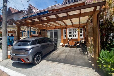 Casa de condomínio à venda com 180m², 3 quartos e 2 vagasGaragem