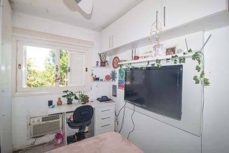 Casa de condomínio à venda com 180m², 3 quartos e 2 vagasQuarto 2