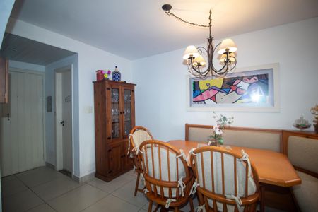 Casa de condomínio à venda com 180m², 3 quartos e 2 vagassala 2