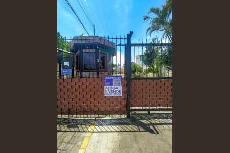 Casa de condomínio à venda com 180m², 3 quartos e 2 vagasplaca