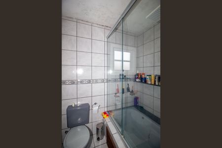 Casa de condomínio à venda com 180m², 3 quartos e 2 vagasBanheiro da Suíte