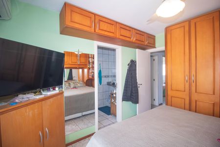 Casa de condomínio à venda com 180m², 3 quartos e 2 vagasSuite