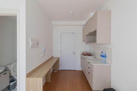Studio de kitnet/studio para alugar com 1 quarto, 21m² em Itaquera, São Paulo