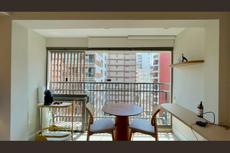 Sacada de kitnet/studio para alugar com 1 quarto, 33m² em Paraíso, São Paulo